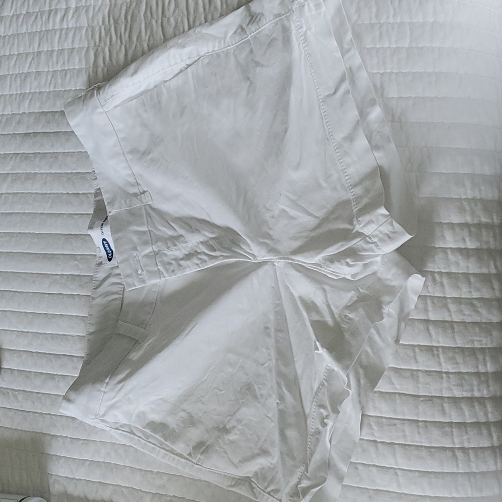 Old Navy EveryDay Shorts White